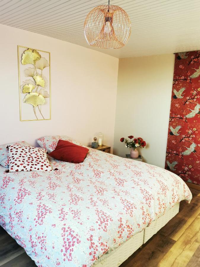 Domaine De L'Esperance, Chambre Rose Bed & Breakfast Bersaillin Eksteriør bilde