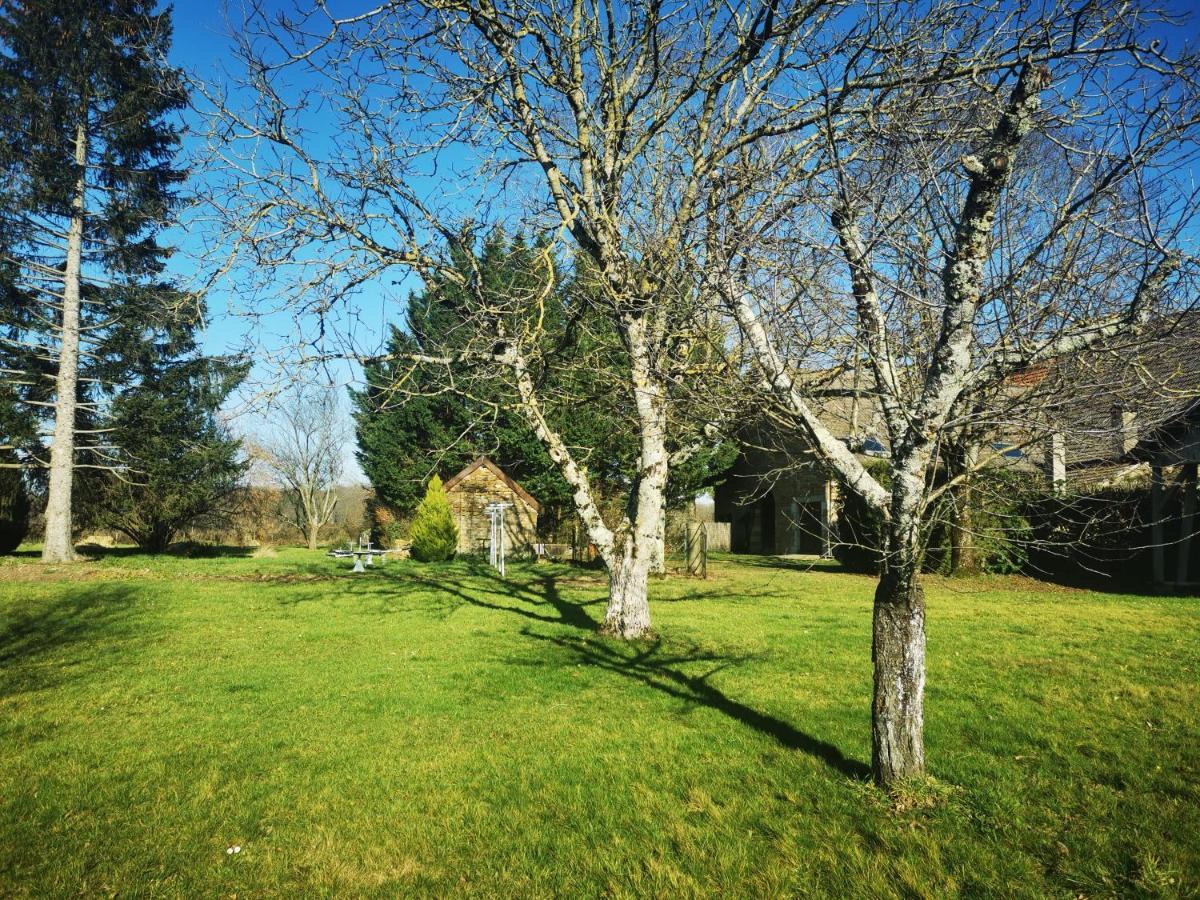 Domaine De L'Esperance, Chambre Rose Bed & Breakfast Bersaillin Eksteriør bilde